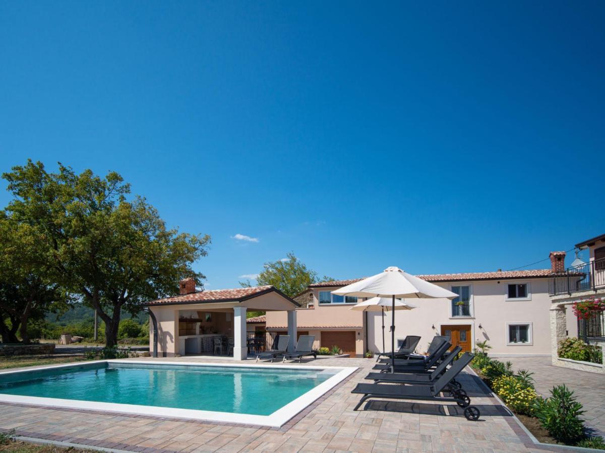 Holiday Home Rika By Interhome Kršan Exteriér fotografie